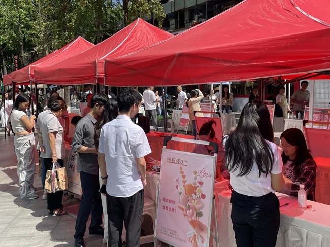 “家門(mén)口”的一站式服務(wù)！瑞方人力助力打造火車(chē)南站街道錦官新城社區(qū)特色就業(yè)IP 第4張