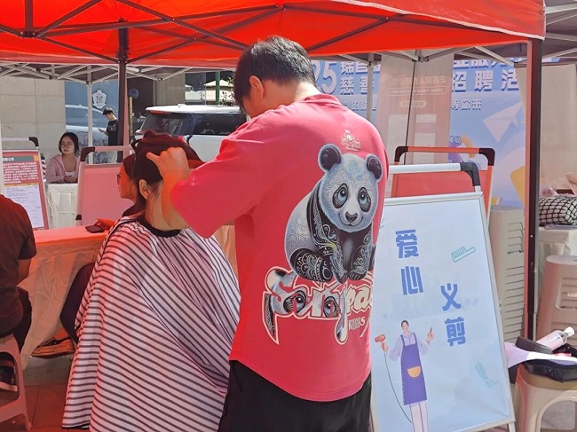 “家門(mén)口”的一站式服務(wù)！瑞方人力助力打造火車(chē)南站街道錦官新城社區(qū)特色就業(yè)IP 第6張